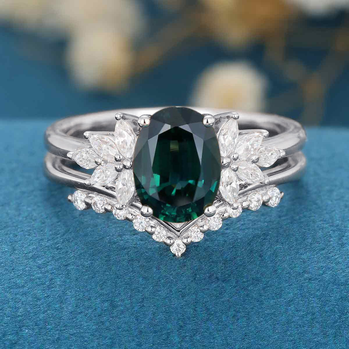 Oval Blue-Green Sapphire Cluster Engagement ring Bridal Set