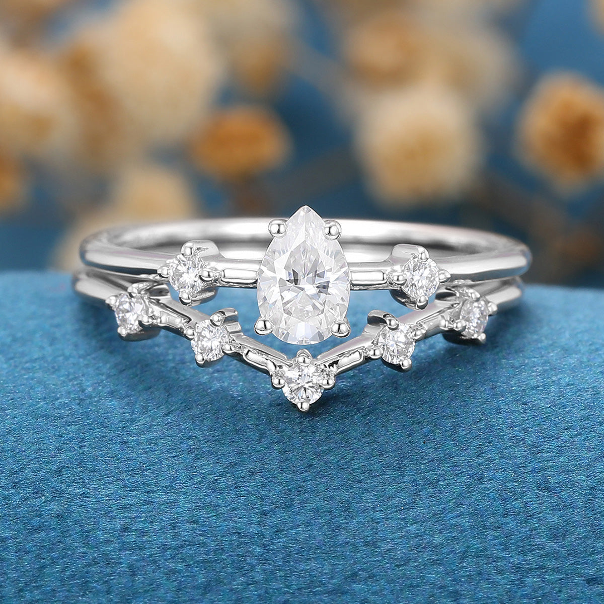 Pear cut Moissanite Engagement ring Bridal Set