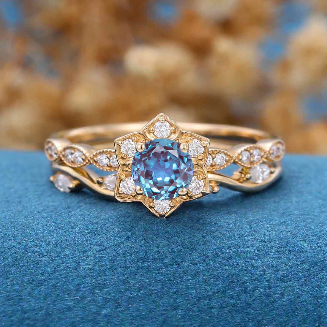 Round cut Lab Alexandrite | Diamond ring set