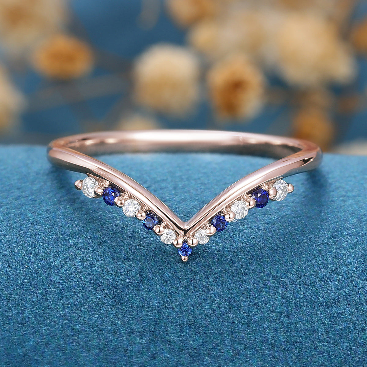 Natural Sapphire | Diamond Curved Wedding Band Ring