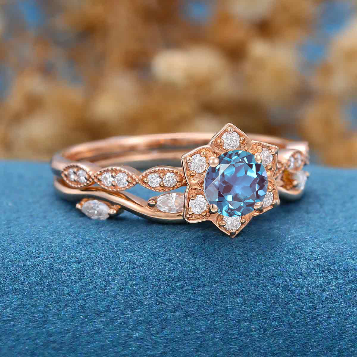 Round cut Alexandrite | Diamond ring set