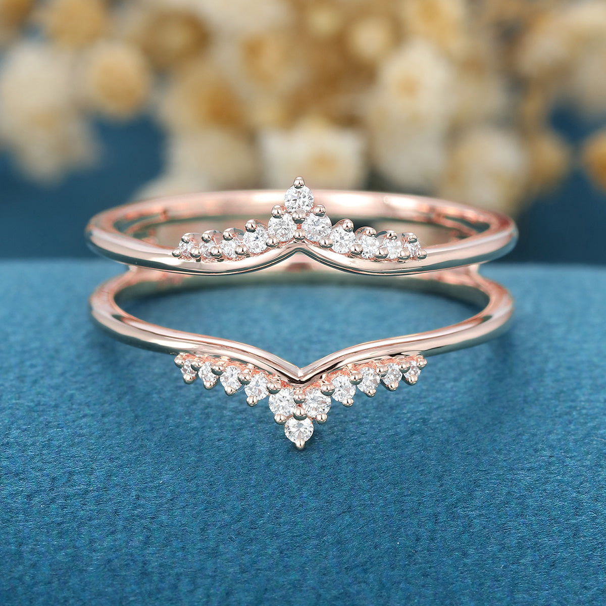 Double Diamond | Moissanite Curved Wedding Band Ring