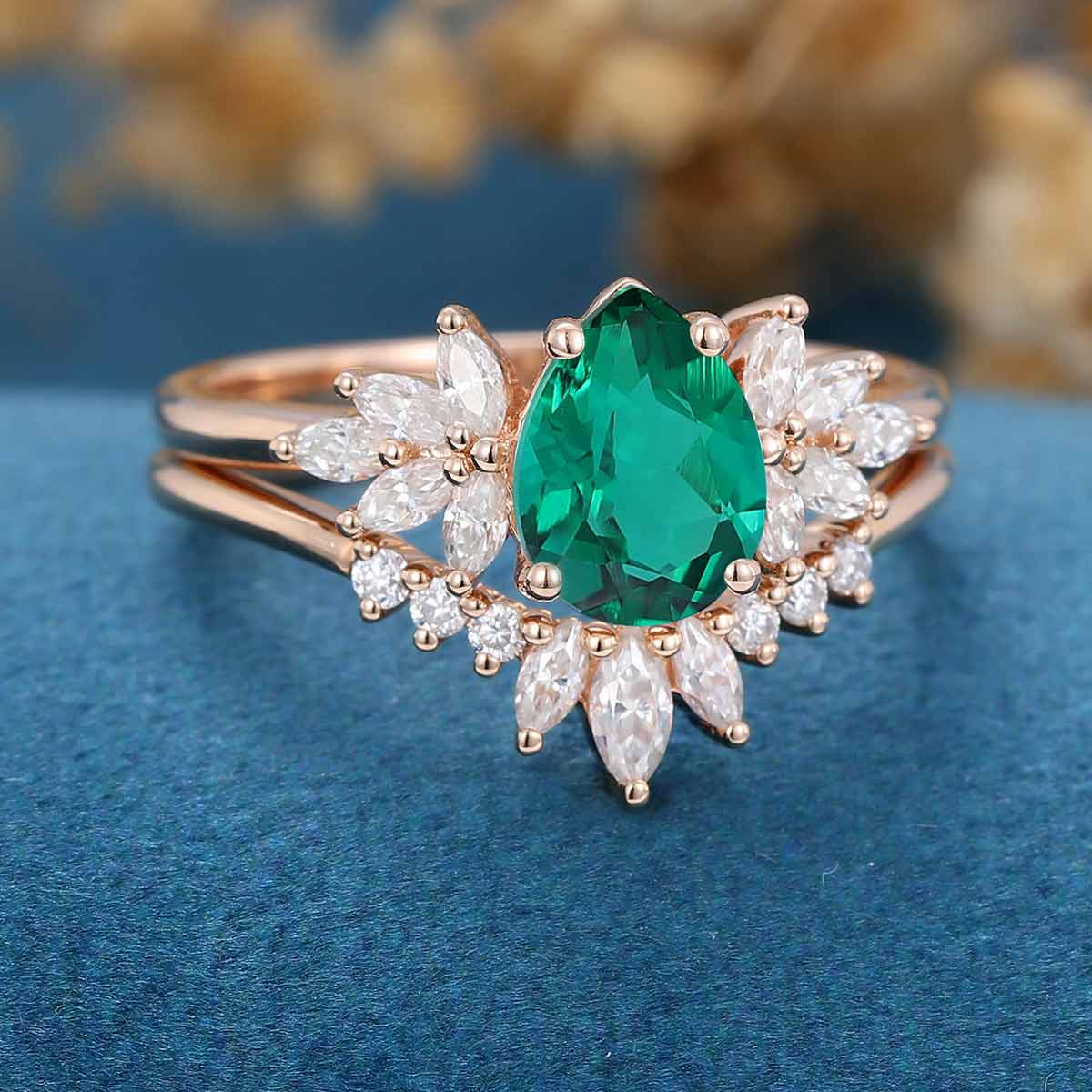 Pear cut Lab Emerald Cluster Engagement ring Bridal Set