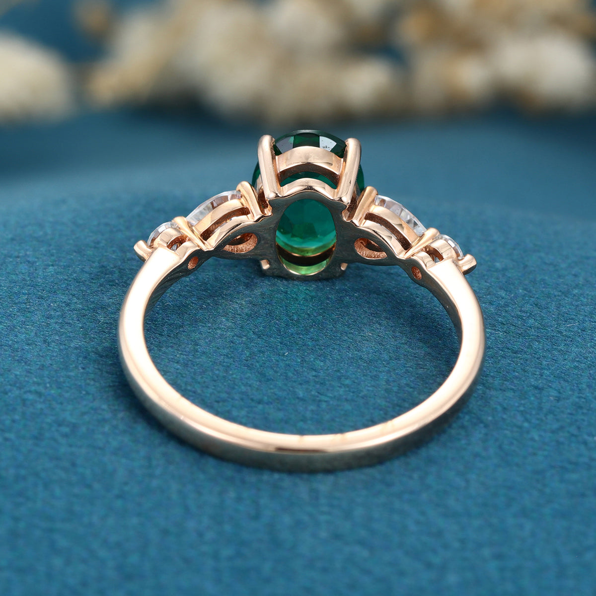Oval cut Lab grown Emerald Solid Gold Engagement Ring