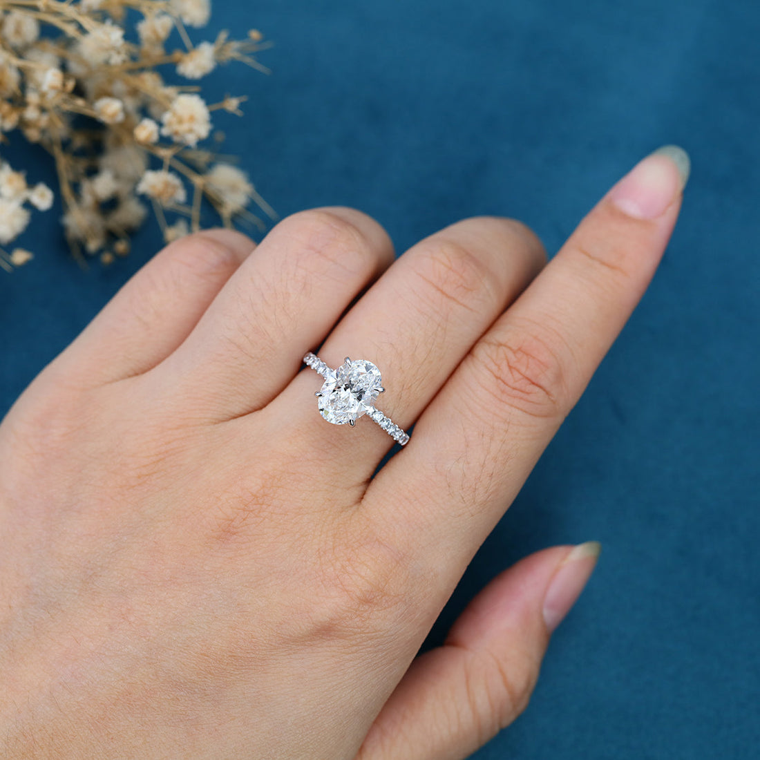 3.0Carat Oval cut Lab-grown diamond Solid gold Engagement Ring