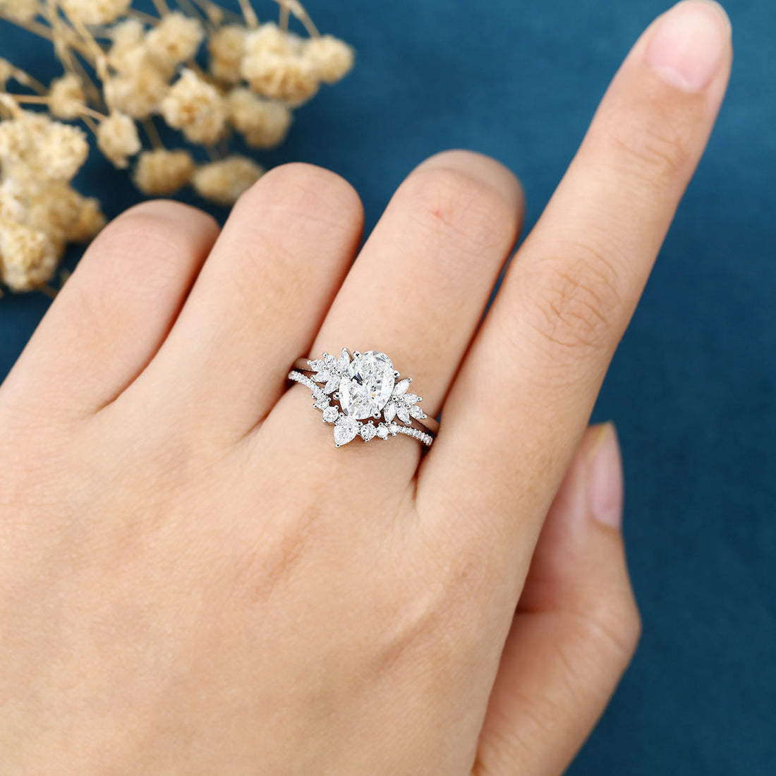 Nature Inspired 1.8Carat Oval cut Lab grown diamond Bridal Set