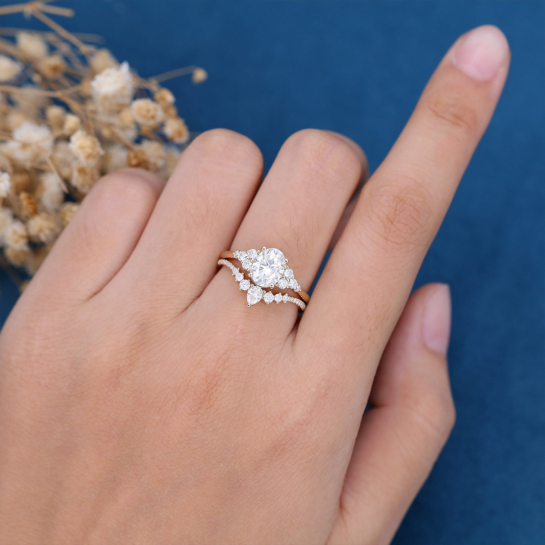 2PCS Oval Moissanite Cluster Engagement ring Bridal Set
