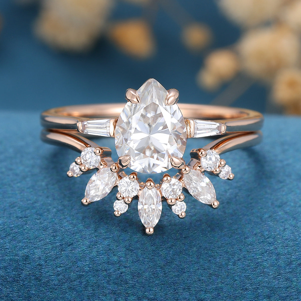 Pear Moissanite | Baguette Diamond Engagement ring Bridal Set