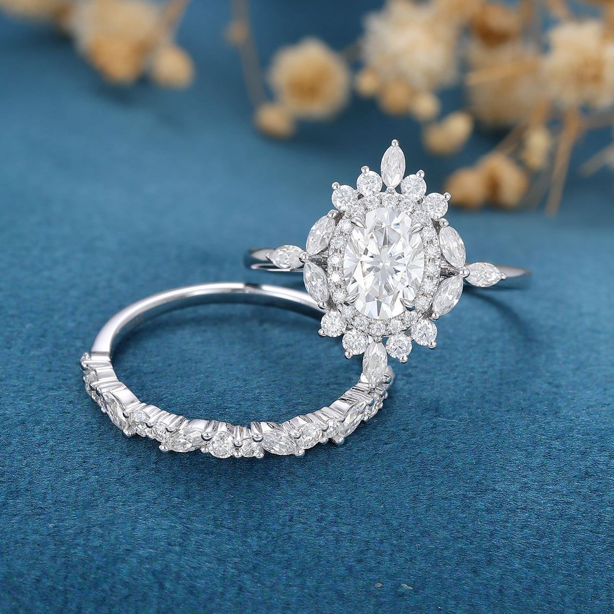 Oval cut Moissanite Engagement ring Bridal Set