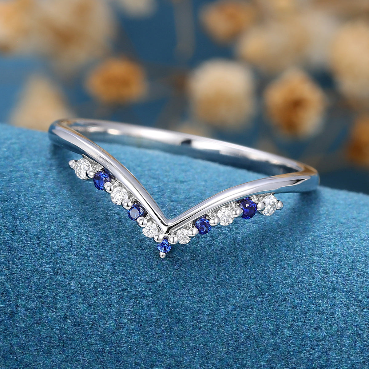 Natural Sapphire | Diamond Curved Wedding Band Ring