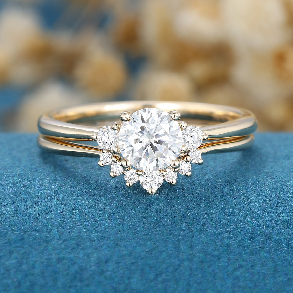 Round cut Moissanite Engagement Ring Bridal Set