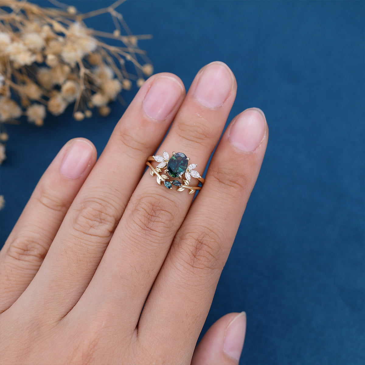 Oval cut Blue-Green Sapphire Engagement ring Bridal Set