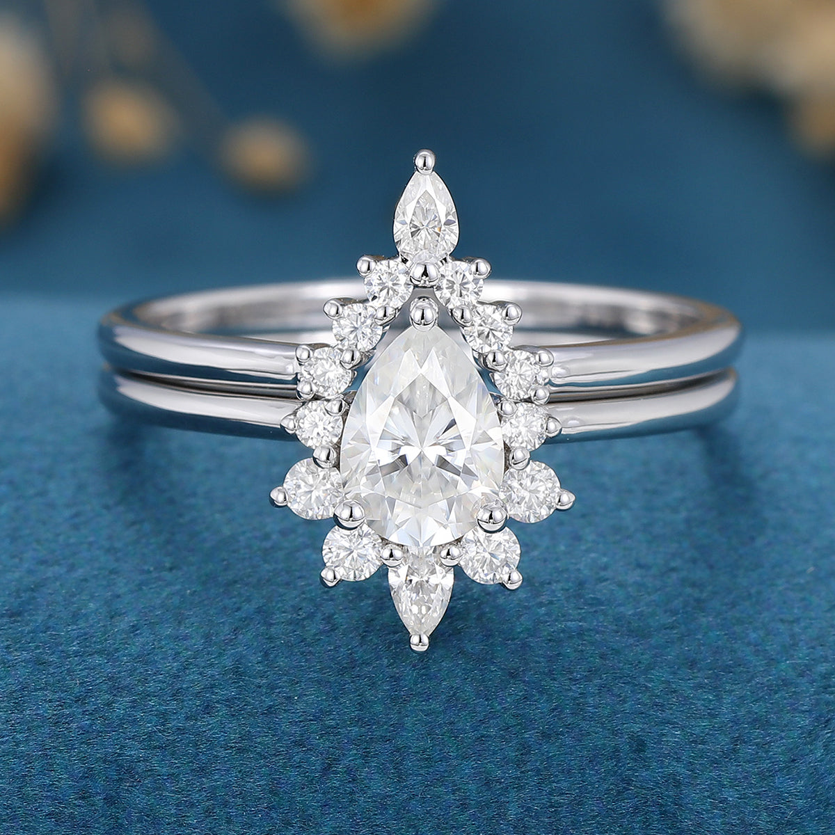 Pear cut Halo Engagement ring Bridal Set