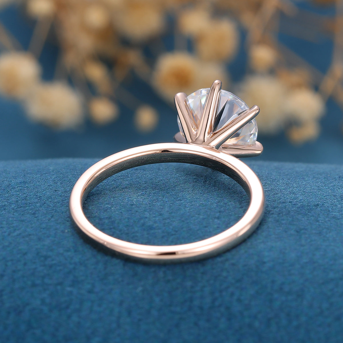8.5mm Round cut Solitaire Engagement Ring