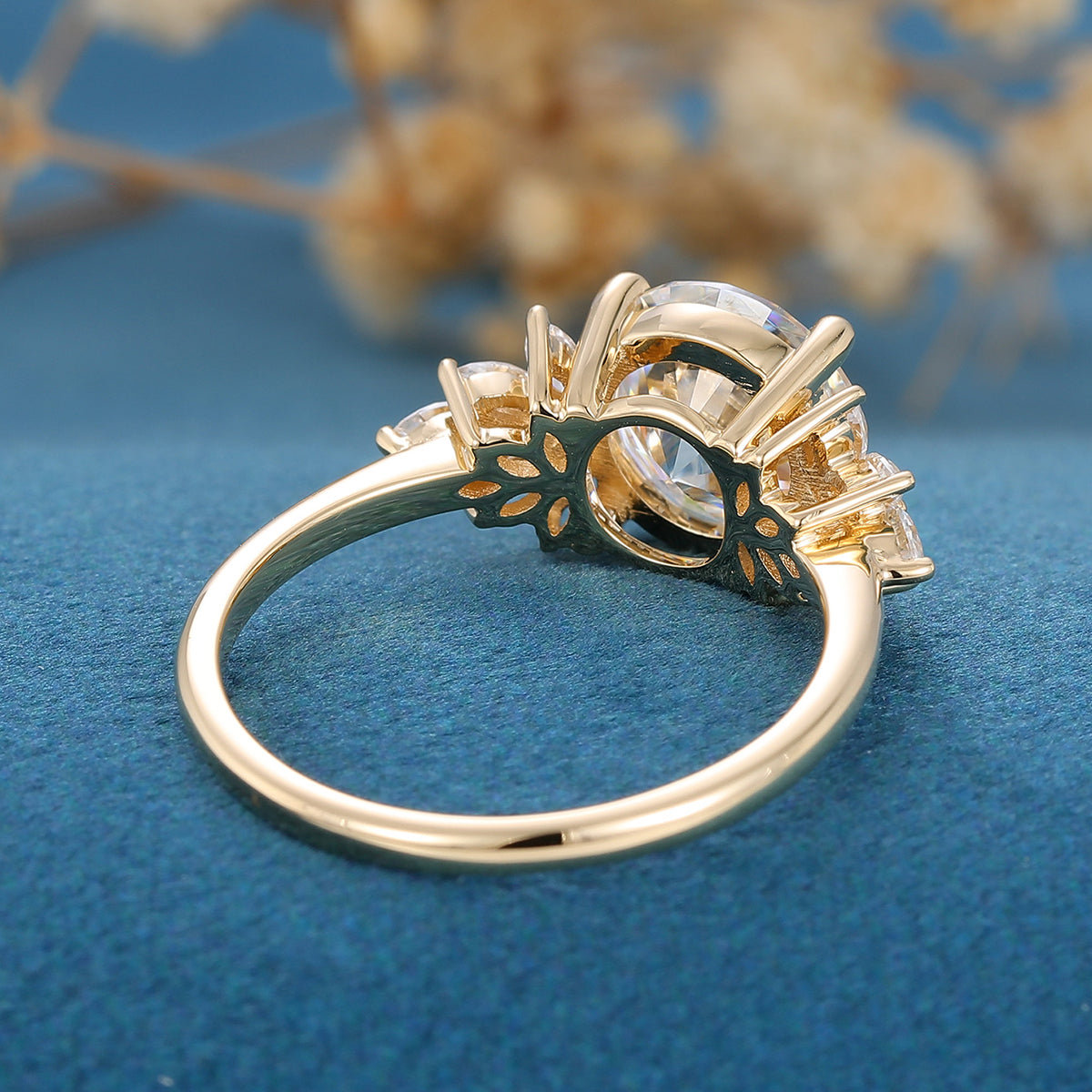 8.5mm Round cut Moissanite Cluster Engagement ring