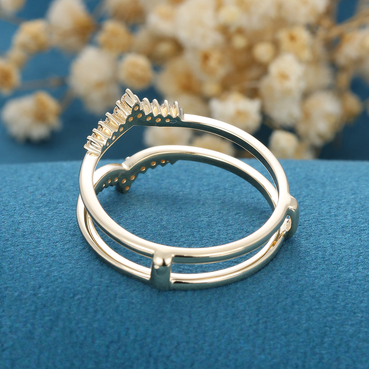 Double Diamond | Moissanite Curved Wedding Band Ring