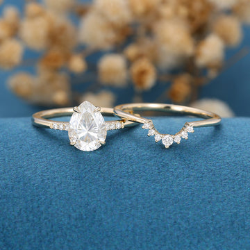 Pear Cut Moissanite Engagement ring Bridal Set