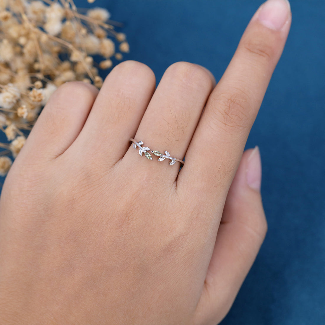 Marquise Cut Olivine leaf Curved Wedding Band Ring