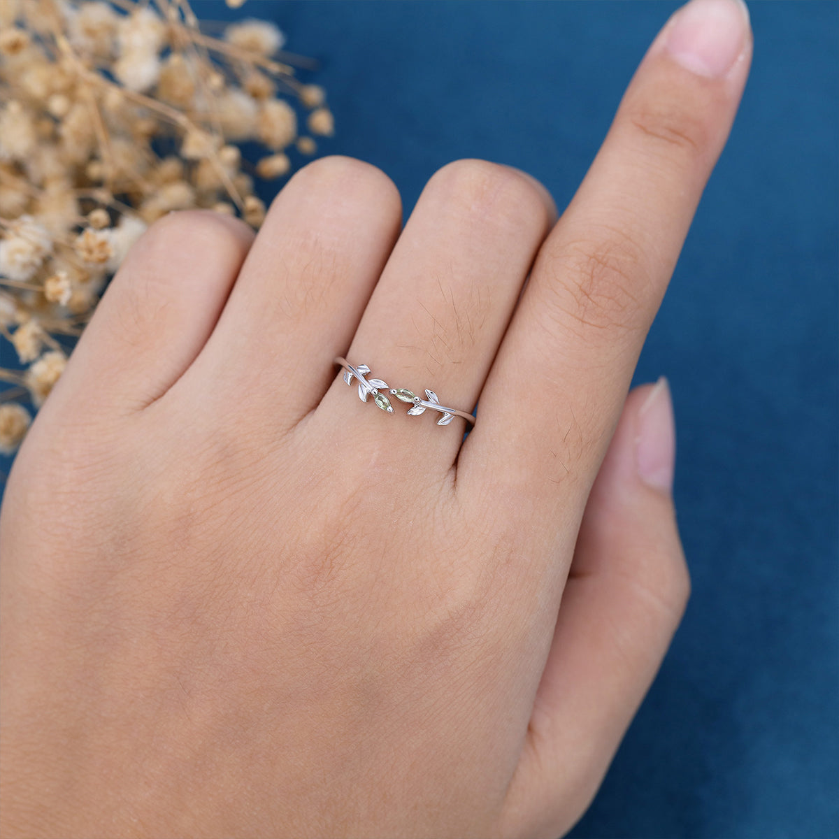 Marquise Cut Olivine leaf Curved Wedding Band Ring