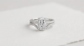 How to Choose a Curved Wedding Band for Your Engagement Ring