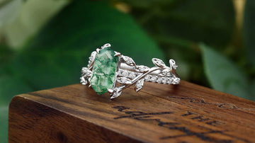 The Beauty of Moss Agate: Why This Natural Gemstone Feels Like a Piece of the Earth