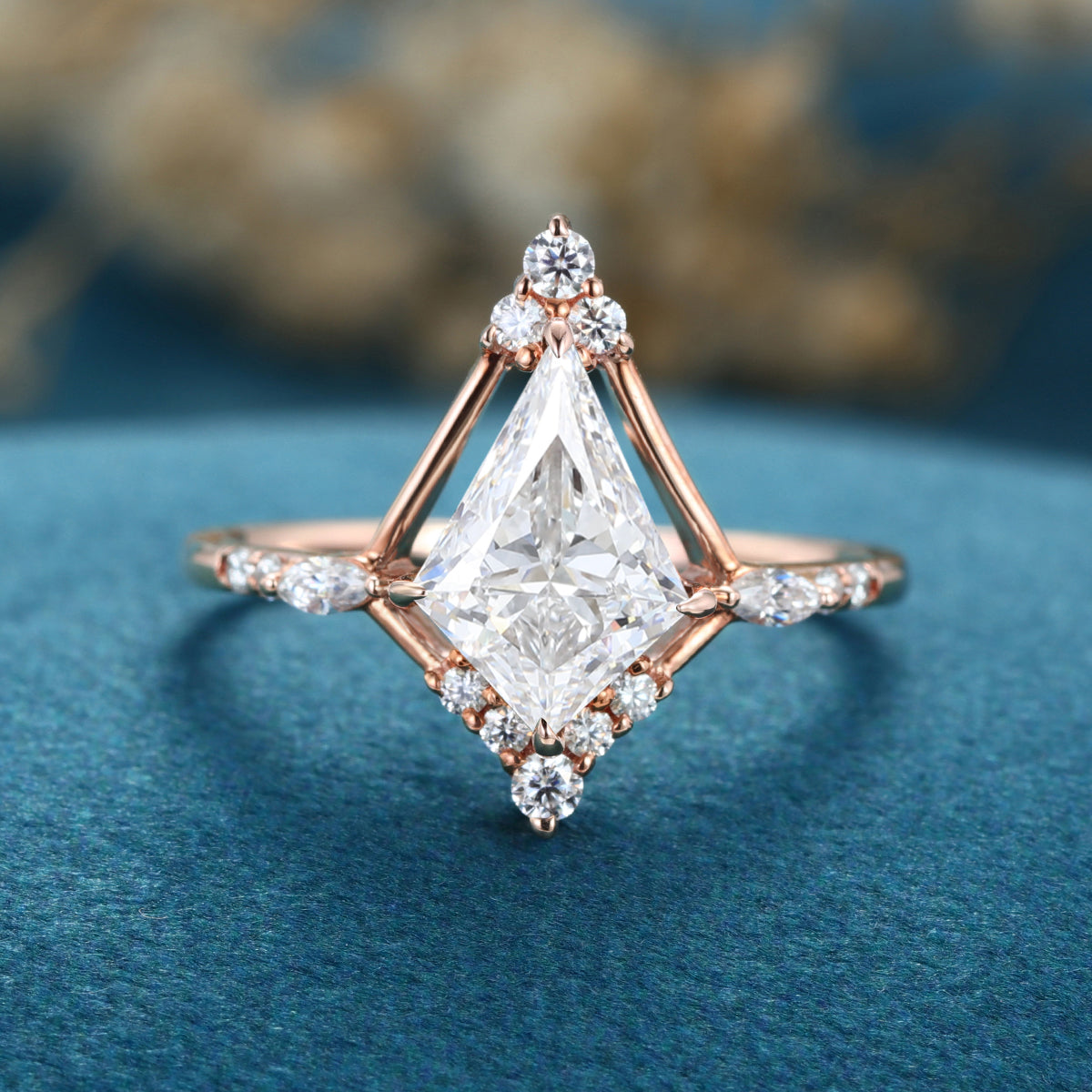 1.0CT~5.0CT Kite cut Cluster Lab Grown Diamond Halo Engagement Ring