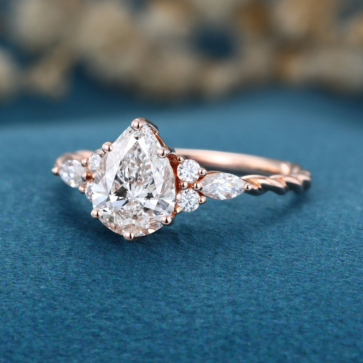 1.0CT~5.0CT Pear cut Lab Grown Diamond Engagement Ring