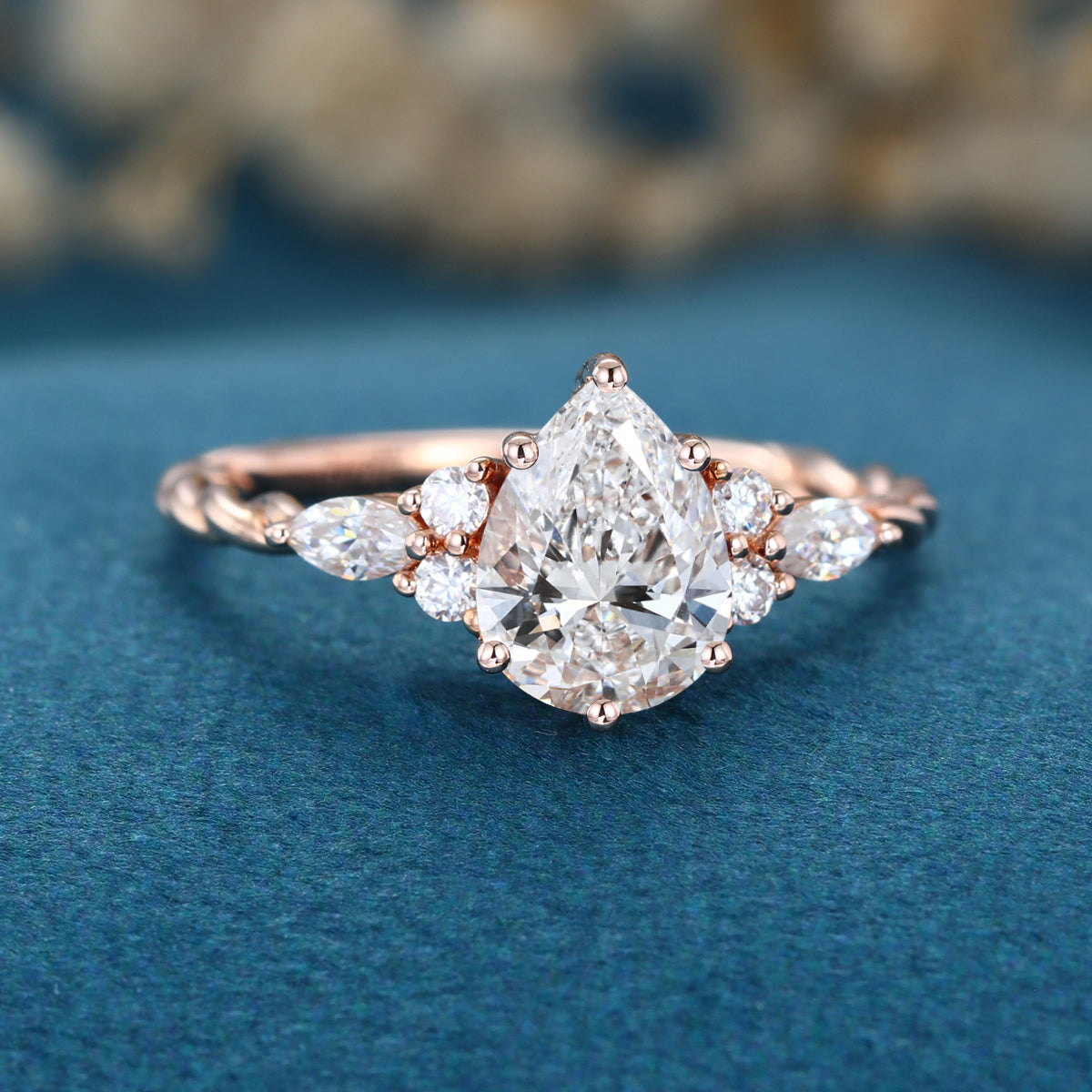 1.0CT~5.0CT Pear cut Lab Grown Diamond Engagement Ring