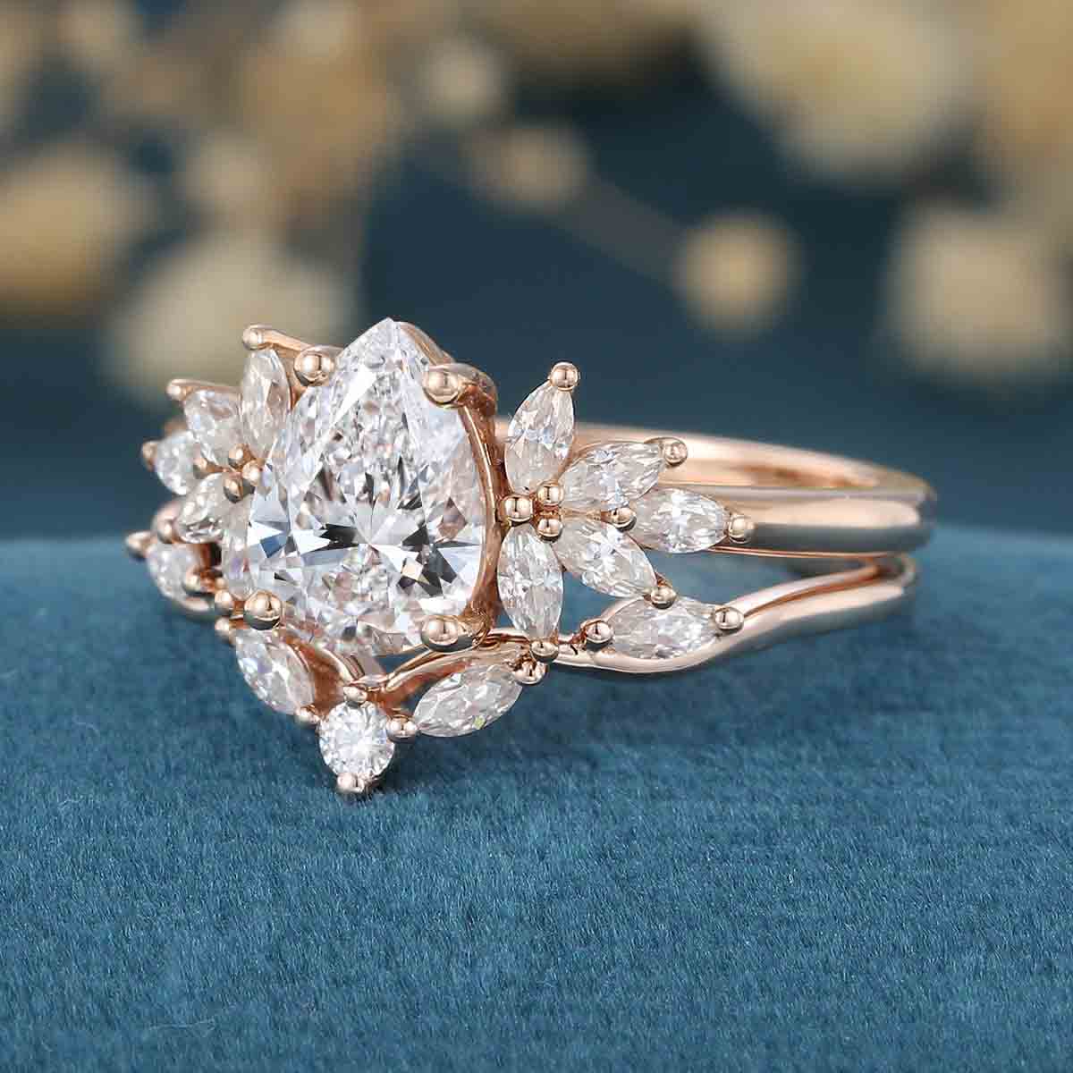 1.0CT~5.0CT Pear cut Lab Grown Diamond Cluster Bridal Set