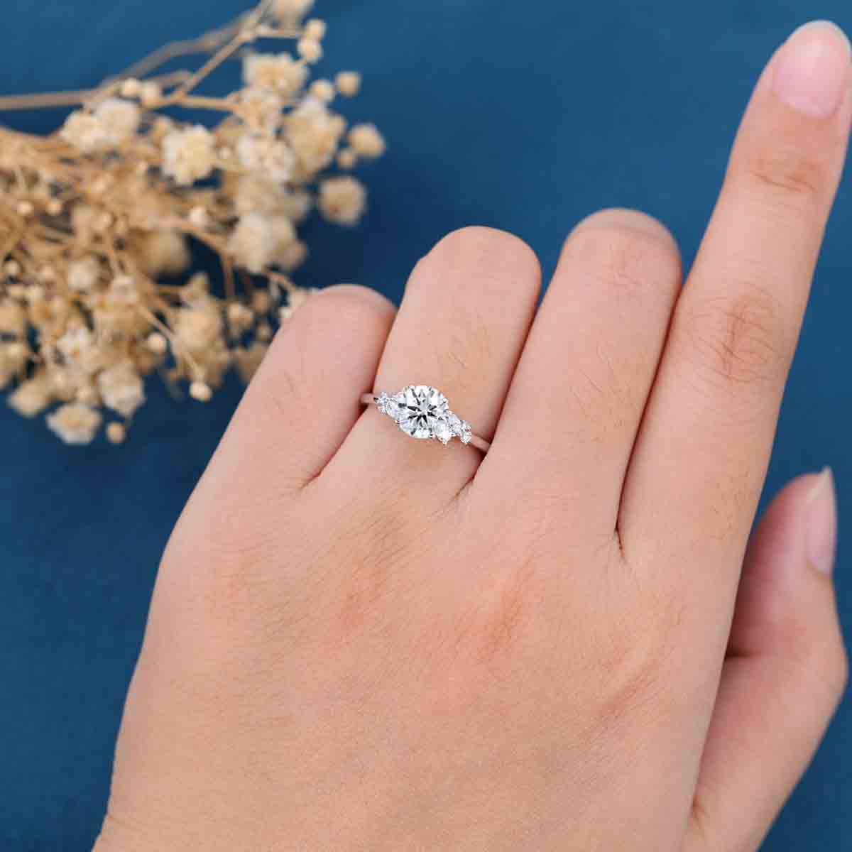 1.0CT~5.0CT Round cut Lab Grown Diamond Cluster Engagement Ring