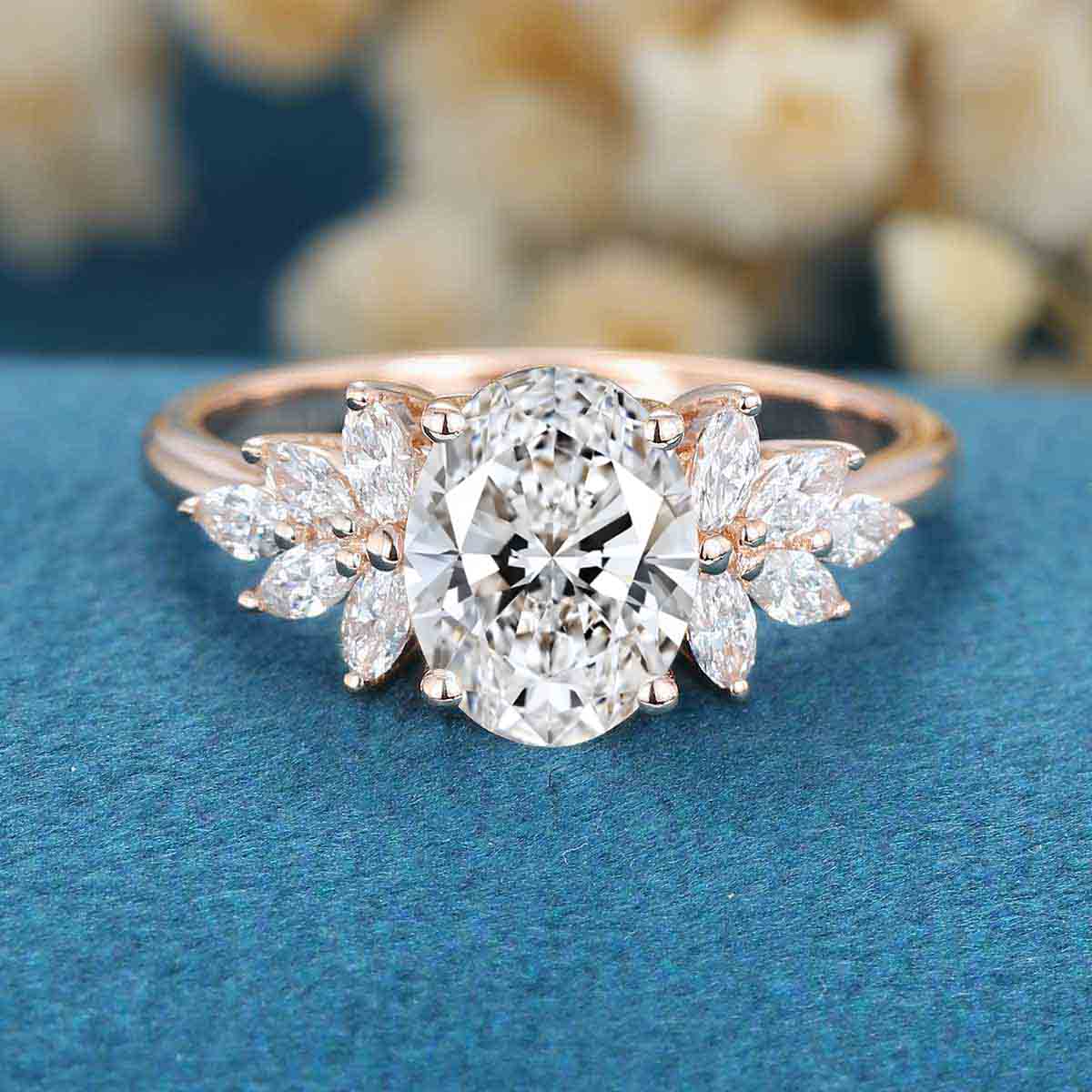 1.0CT~5.0CT Oval cut Lab Grown Diamond Cluster Engagement Ring