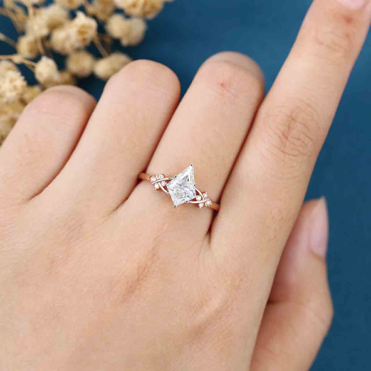 1.0CT~5.0CT Kite cut Cluster Lab Grown Diamond Engagement Ring