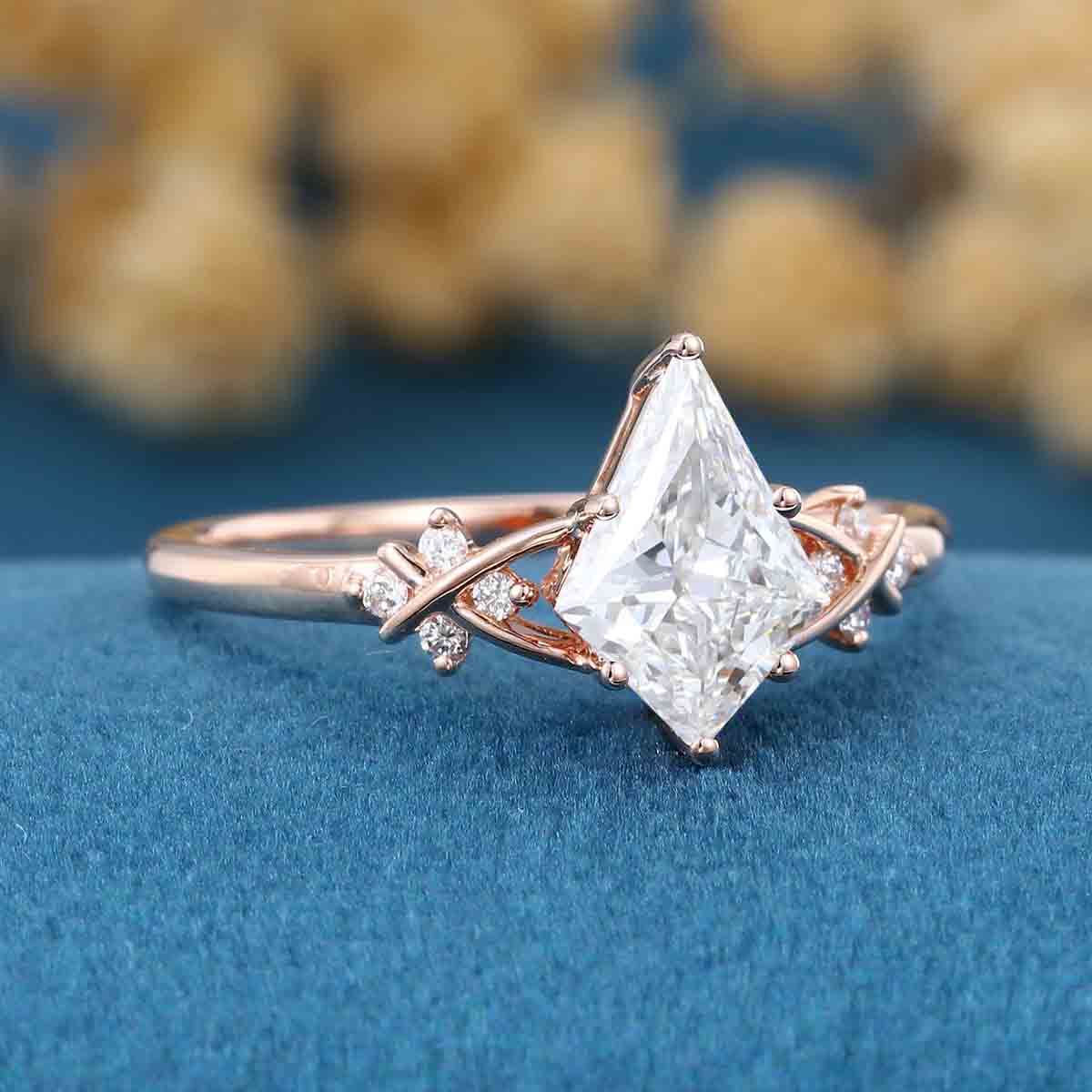1.0CT~5.0CT Kite cut Cluster Lab Grown Diamond Engagement Ring