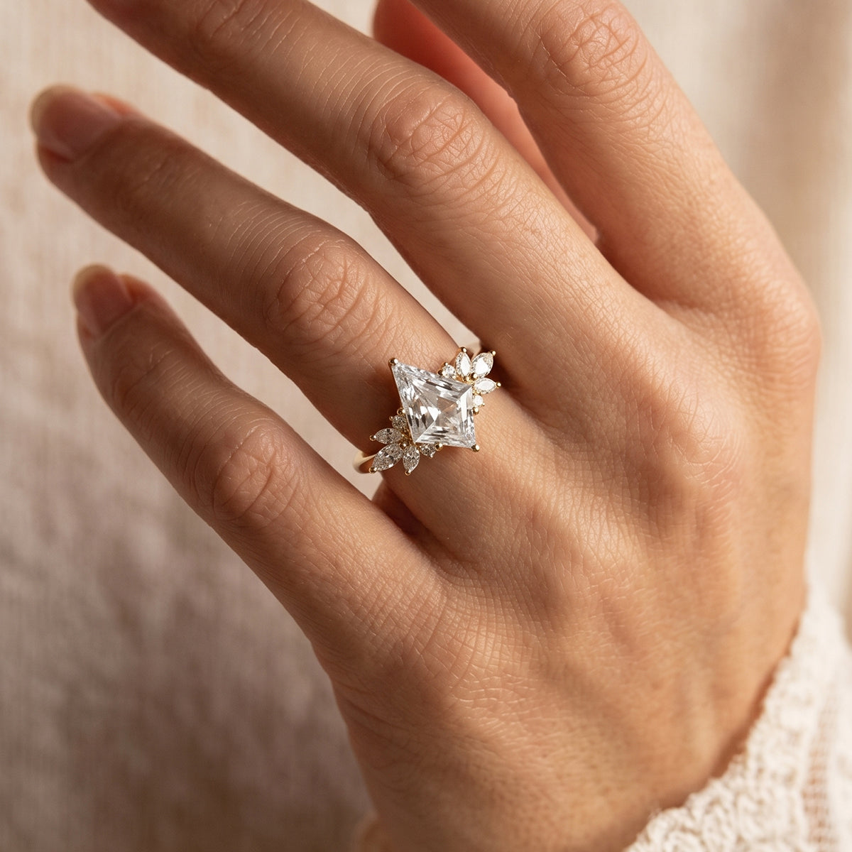 1.0CT~3.0CT Kite cut Lab grown Diamond Cluster Engagement Ring
