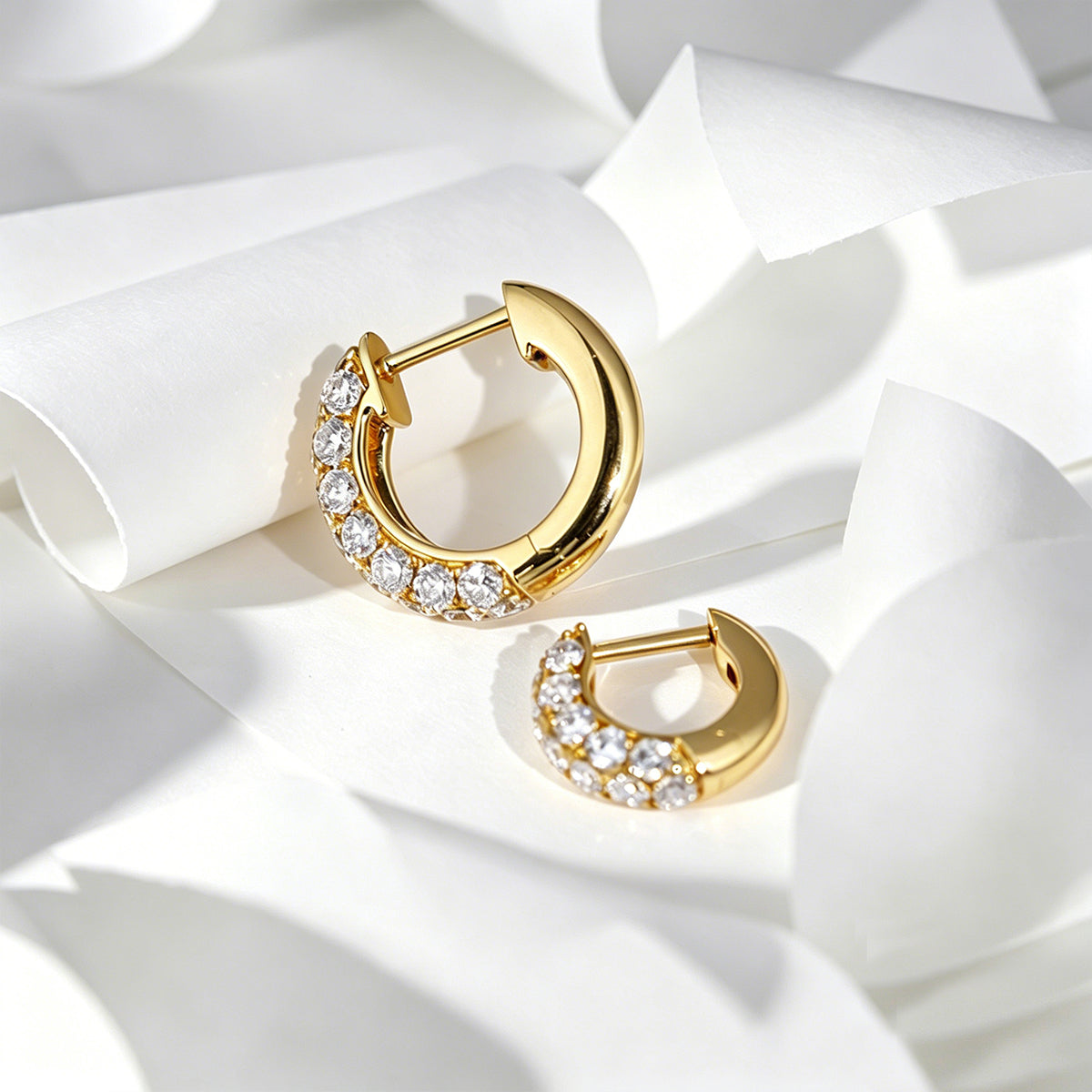 Lab grown Diamonds Hold Hoop Earrings Set