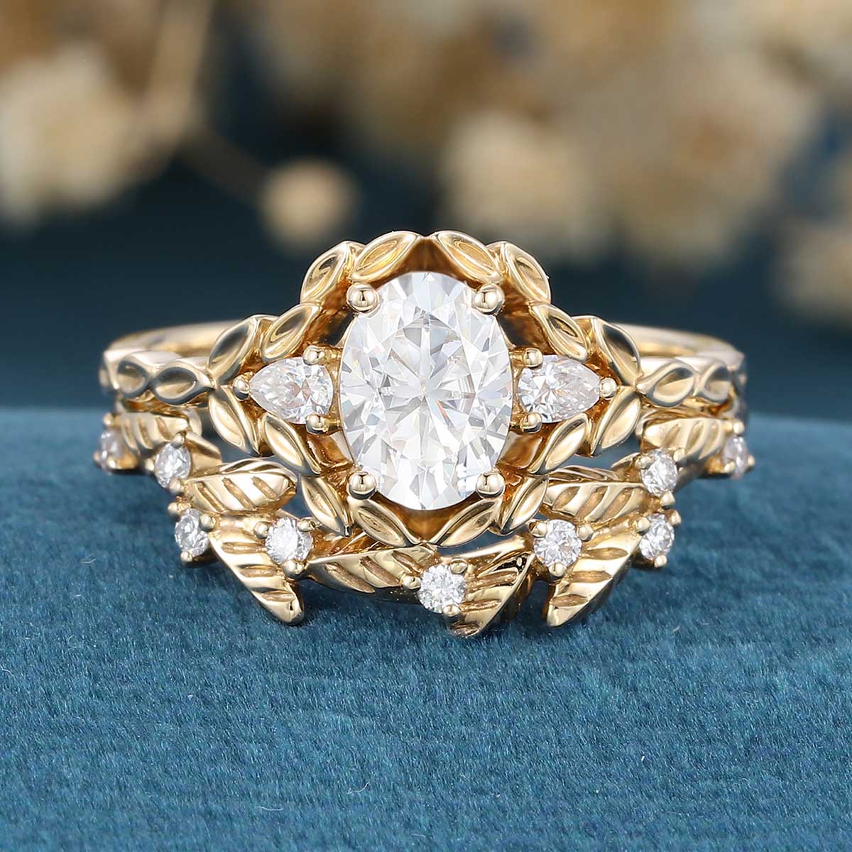 Nature Inspired Round cut Moissanite Leaf Gold ring set