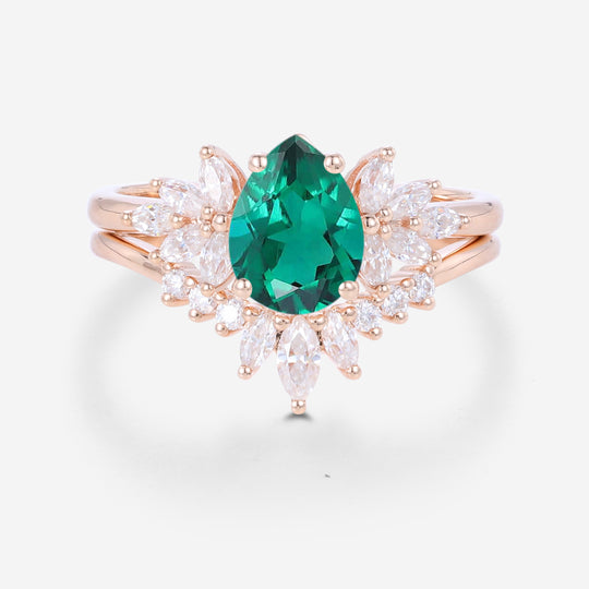 Pear cut Lab Emerald Cluster Engagement ring Bridal Set