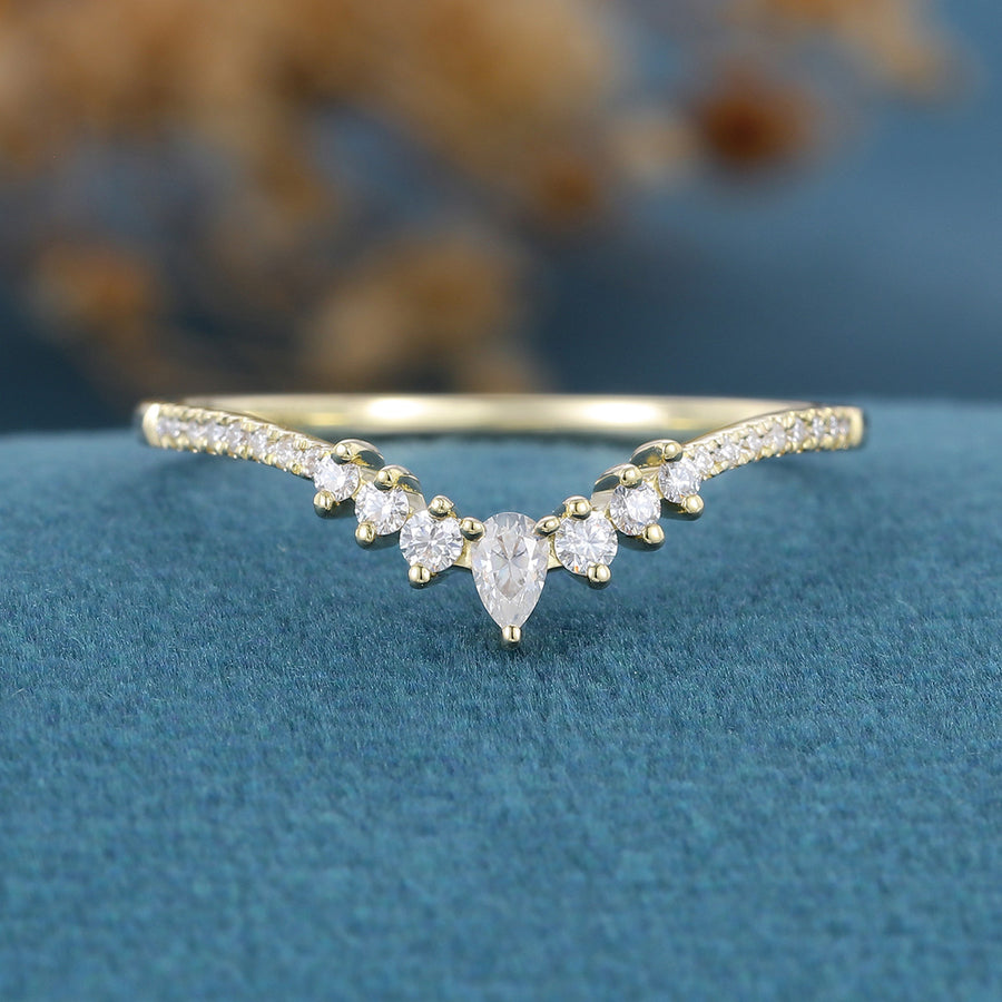 Pear shaped Diamonds | Moissanite half eternity Curved Wedding Band Ring