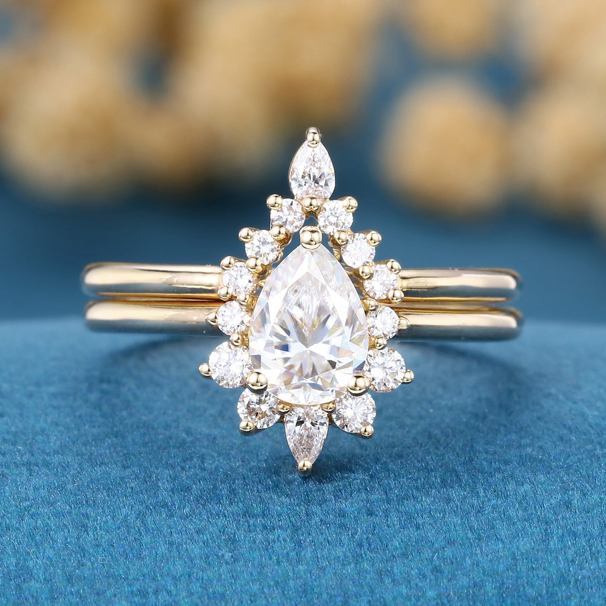Pear cut Halo Engagement ring Bridal Set