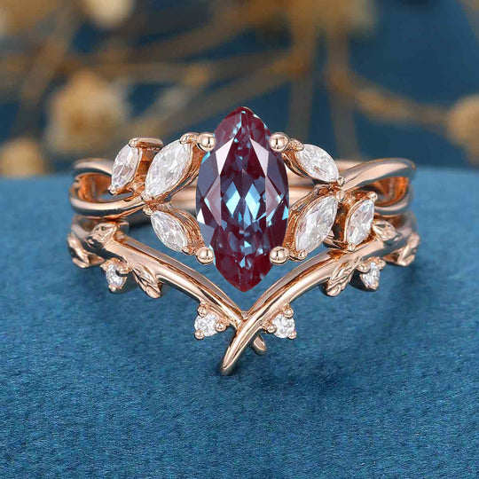 Marquise cut Alexandrite | Diamond Engagement Ring Bridal Set 