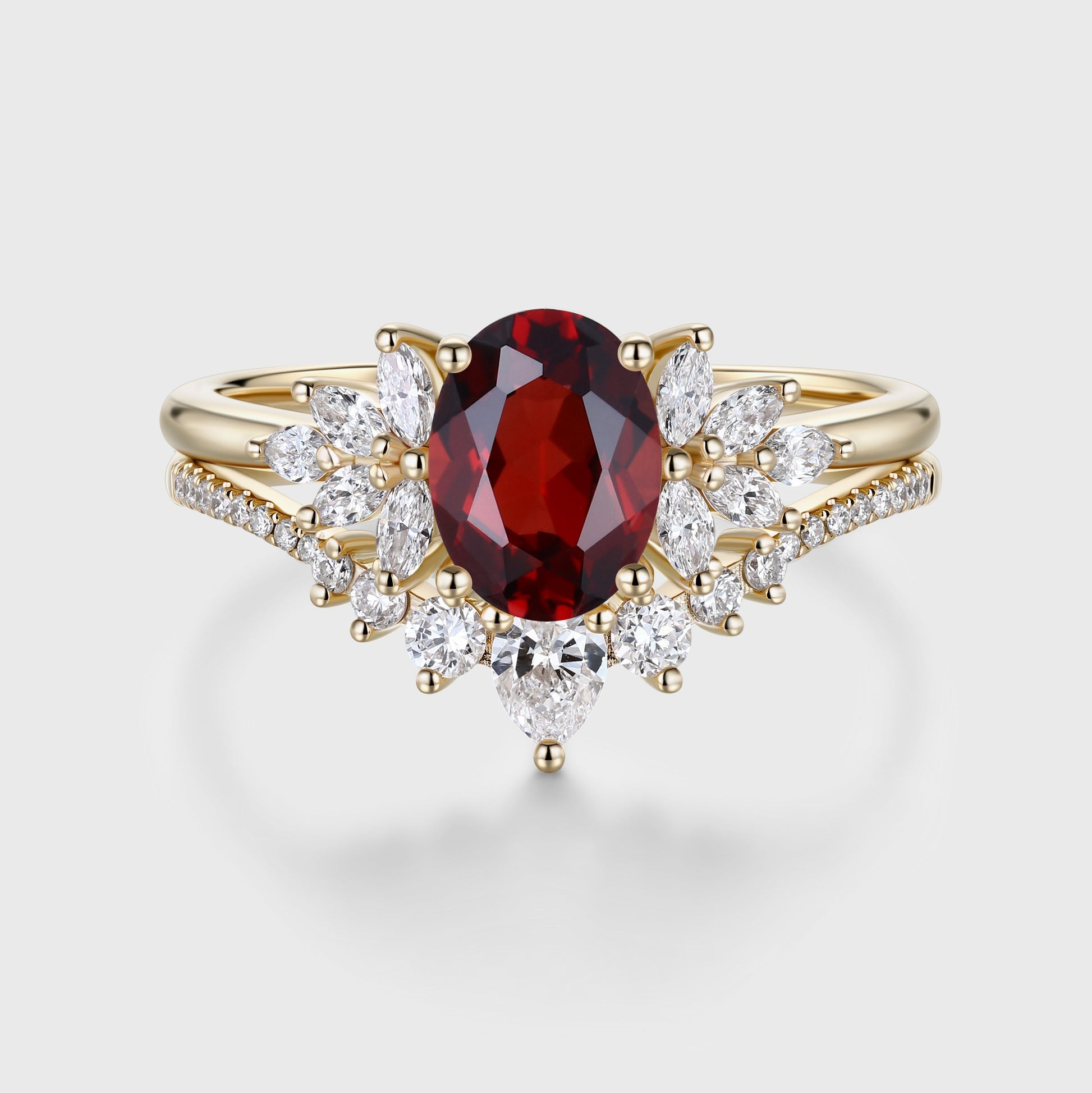 Vintage Oval cut Garnet Cluster Engagement ring Bridal Set