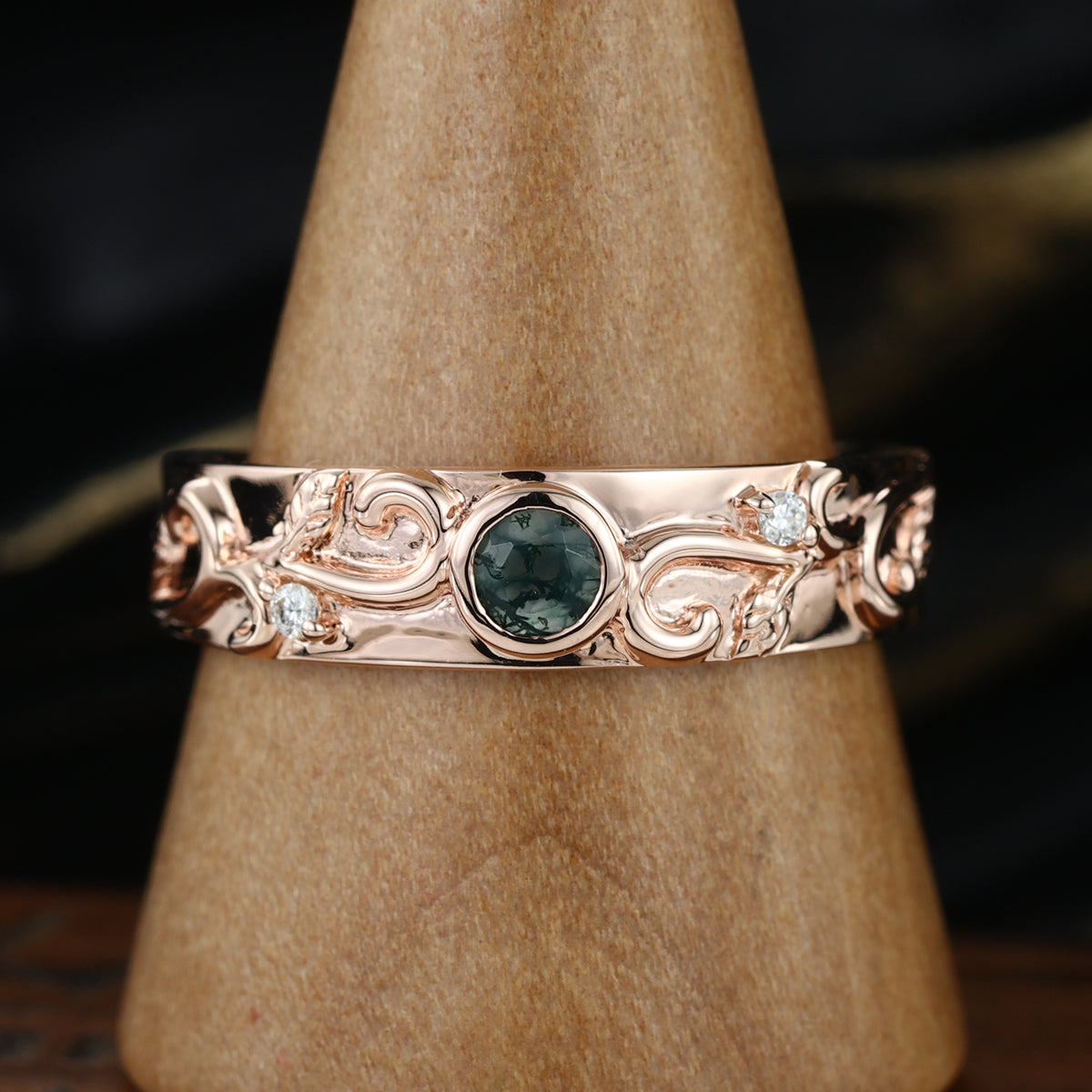Luxury Men's Moss Agate Engagement Band - Solid gold men ring