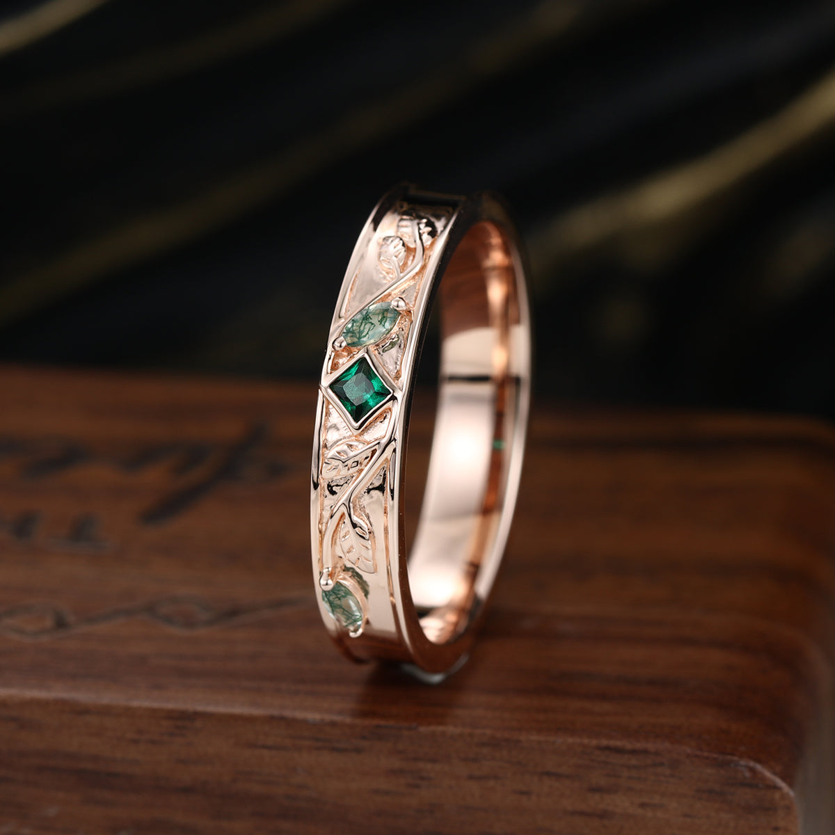 Nature Inspired Men's Diamonds Engagement Band | Solid gold Men Ring