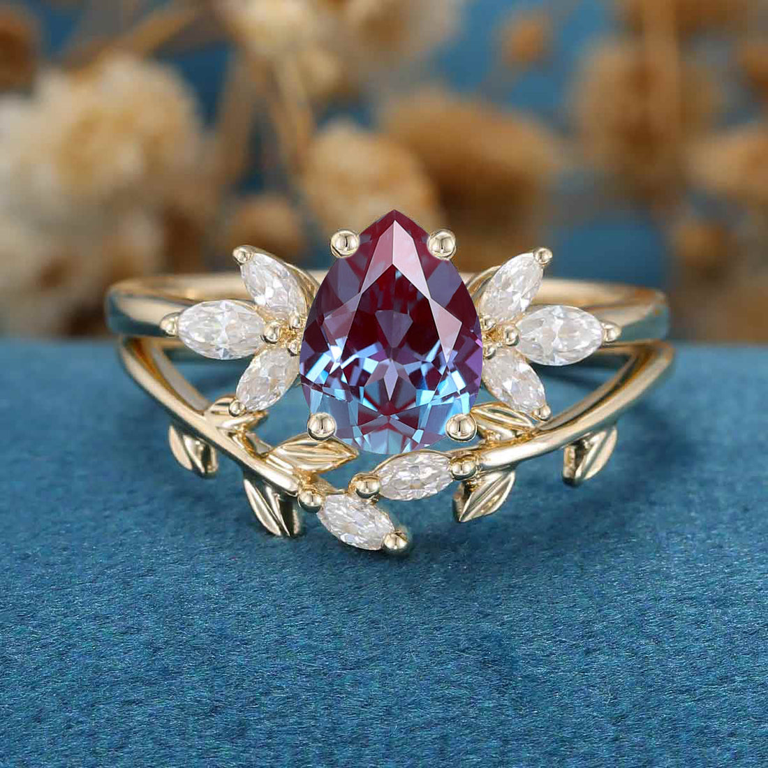 Pear cut Alexandrite | Diamond Engagement Ring Bridal Set 