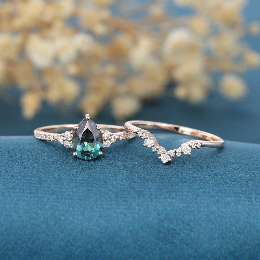 Pear Cut Lab Alexandrite Matching Mossanite | Diamonds Gold Bridal Set