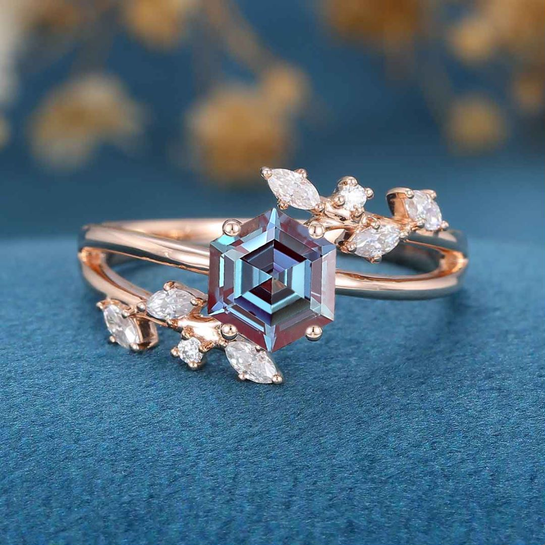 Hexagon cut Alexandrite | Diamond Engagement ring