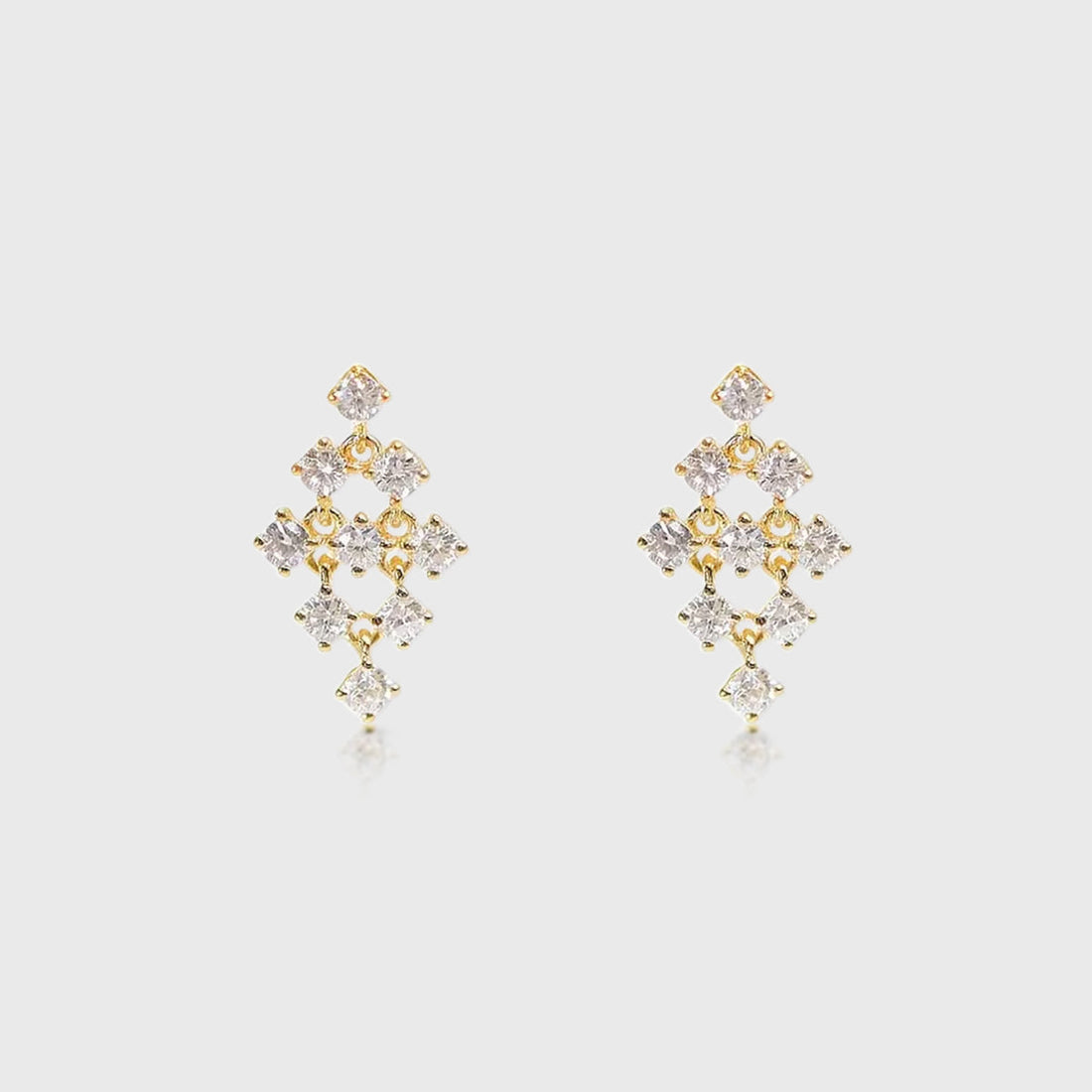 Round Lab grown Diamond Drop Earrings Set
