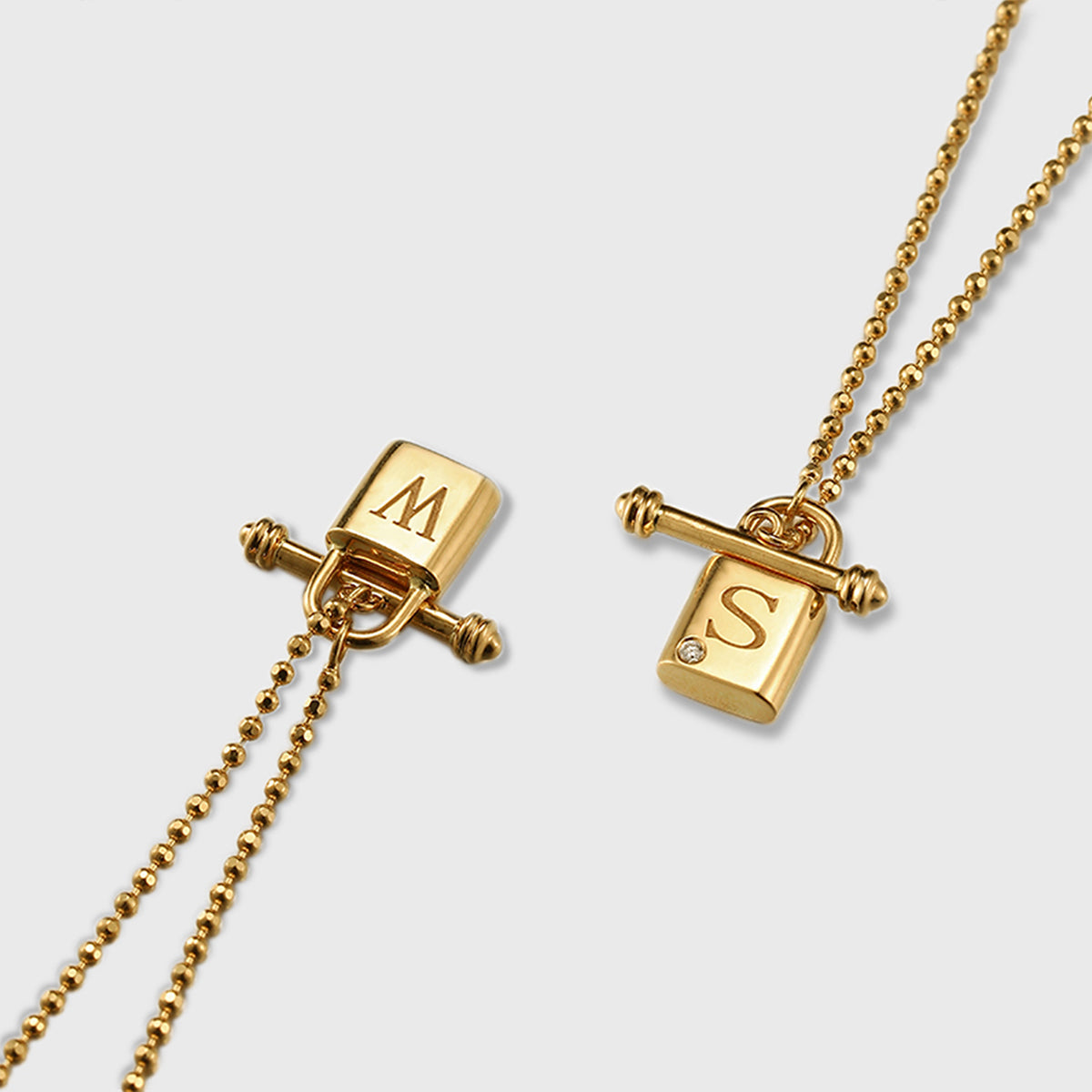 Open Her Heart-Lock Design Pendant Necklace