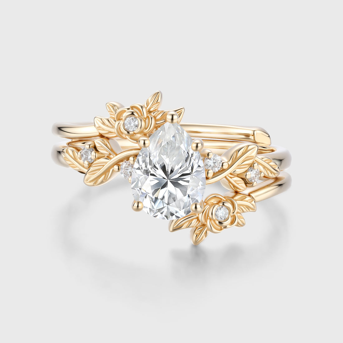 Nature Inspired Pear cut Moissanite Side Stone Bridal Set