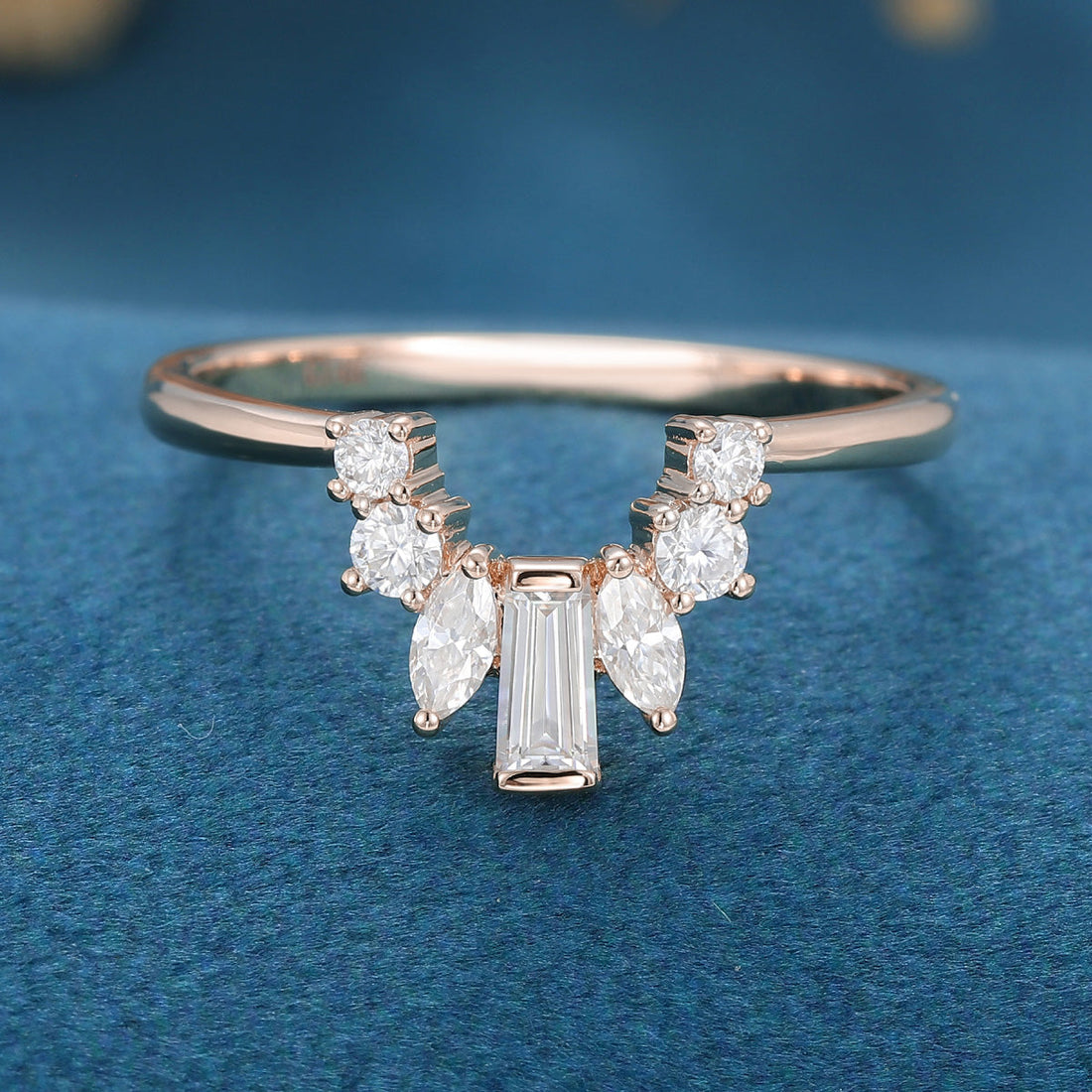Baguette Moissanite Curved Wedding Band Ring